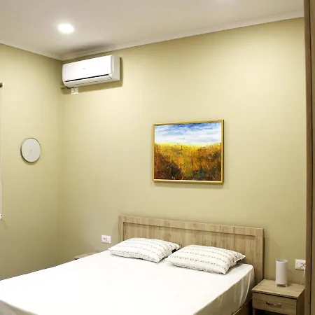 2v1 - Myslym Shyri Appartement