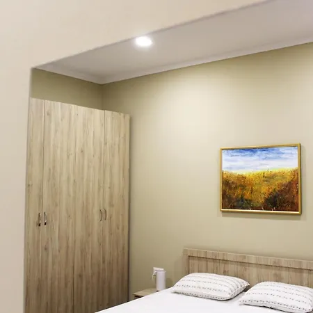 2v1 - Myslym Shyri Apartament Tirana