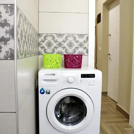 2v1 - Myslym Shyri Appartement