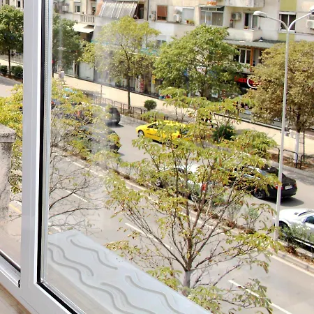 Appartement 2v1 - Myslym Shyri Tirana